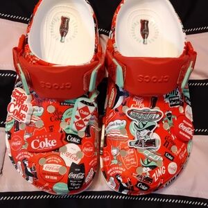 CROCS COCA COLA EDITION WOMENS8 / MENS 6